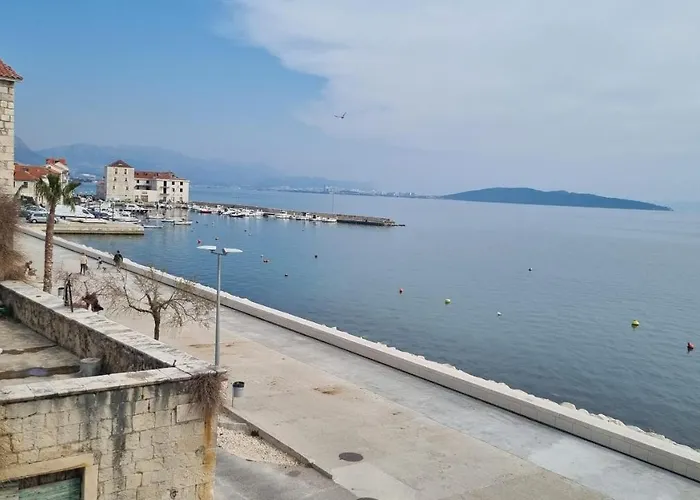 Rotondo * Kastela